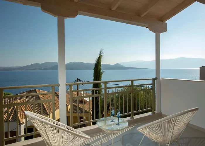 Nikolas 尼基亚娜