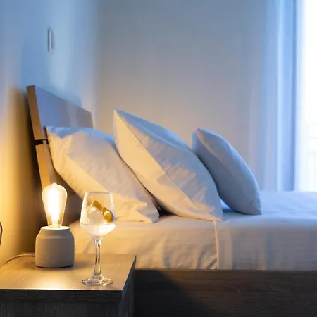 Nikolas Villa Nikiana