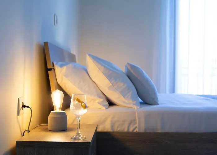 Nikolas Villa Nikiana